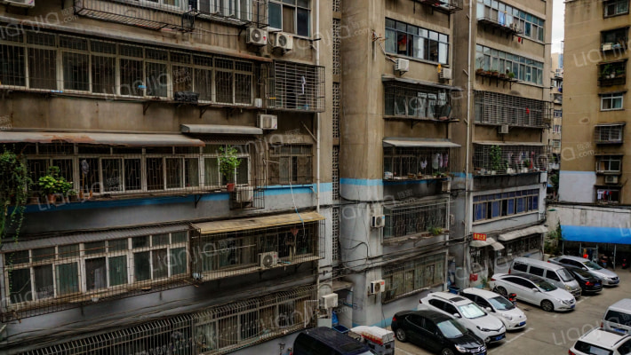 艺品苑小区外景图