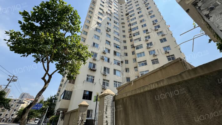 团岛公寓外景图