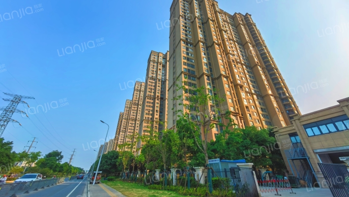 观山名筑南区外景图