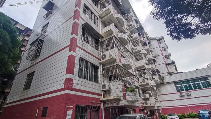 鲁班路75号外景图