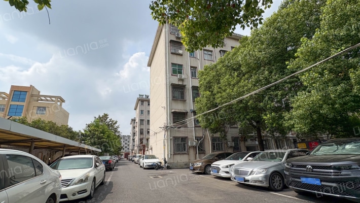 烟草专卖局家属院外景图