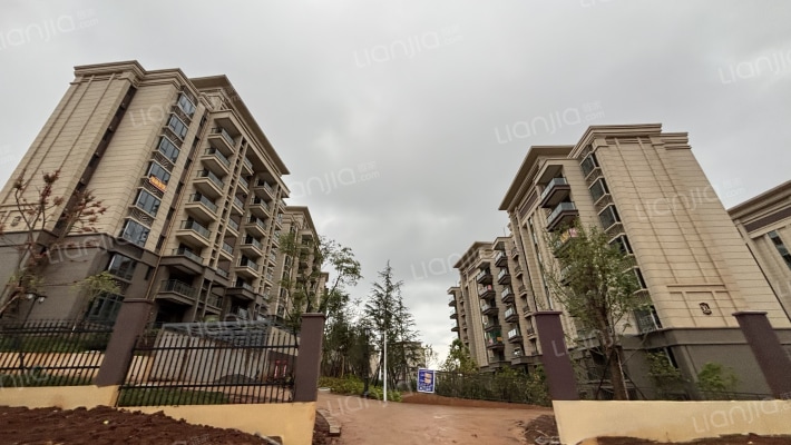 昆明恒大华侨城阳宗海外景图