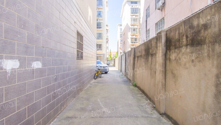 青湖村国泰路小区外景图