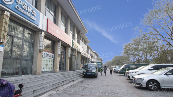 华人一品大厦外景图