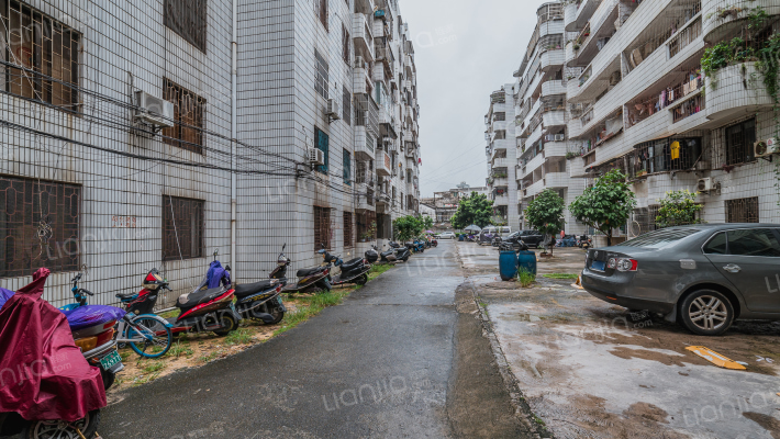 振业小区外景图