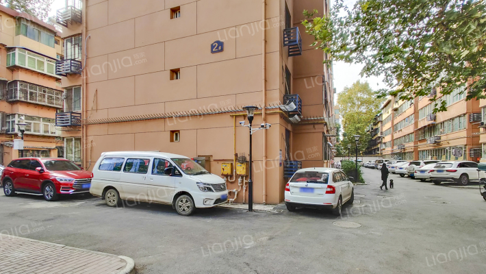 石棉厂家属院勤工路66号外景图