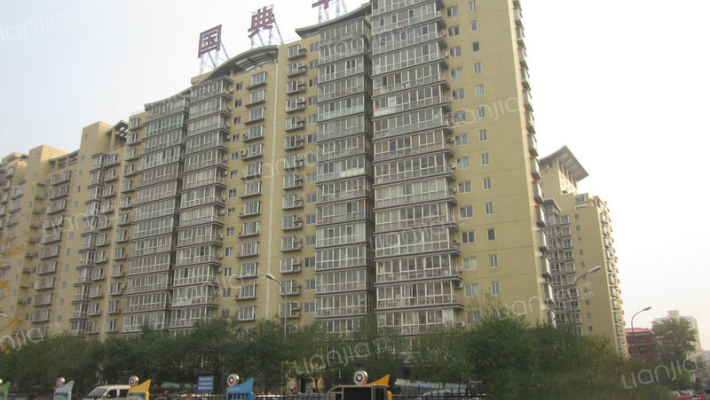 国典华园外景图