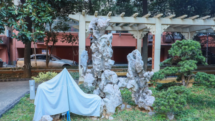 省发改委宿舍外景图