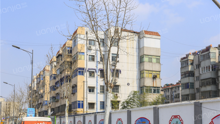 八菱小区外景图