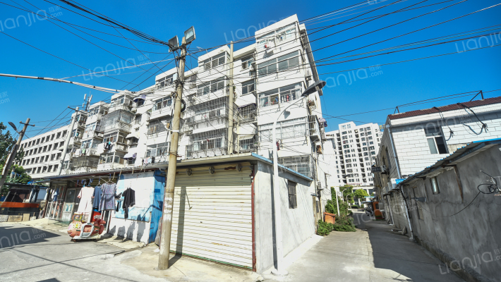 蓝盾巷108号外景图