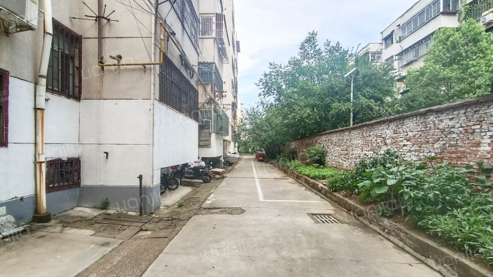 正阳路219号工行家属院外景图