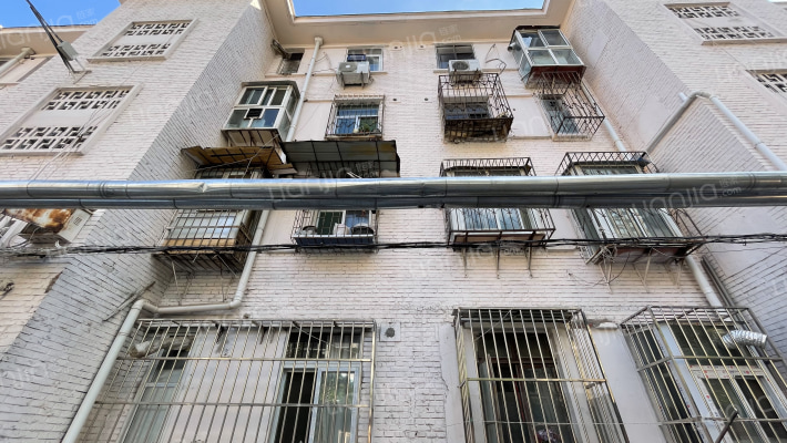 和平路444号外景图