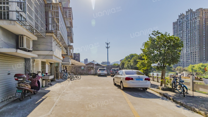 凤凰小区外景图