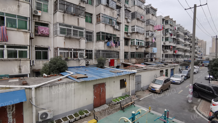 土山路小区外景图