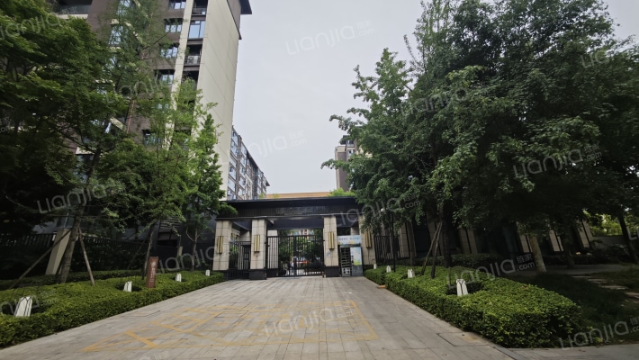 中旅名门府外景图