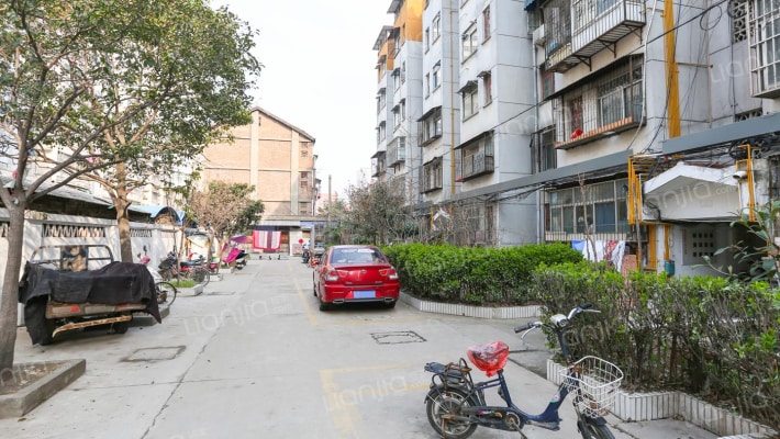 建工小区外景图