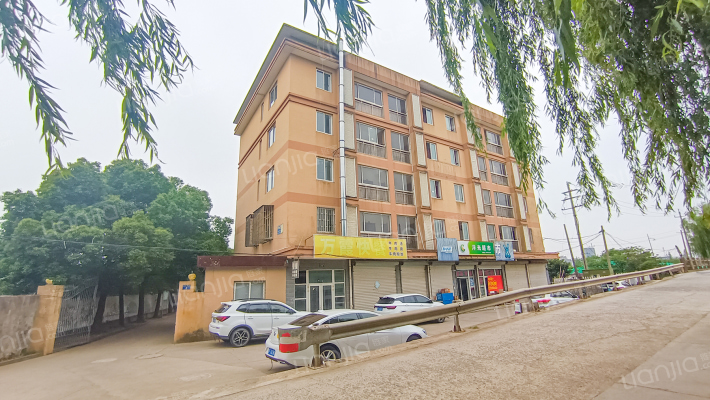 月河家园外景图