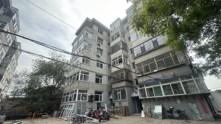 东方红小区外景图