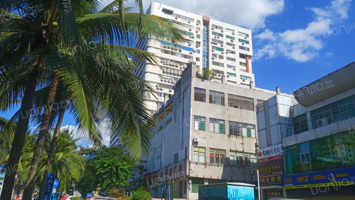 亚希商务大厦外景图