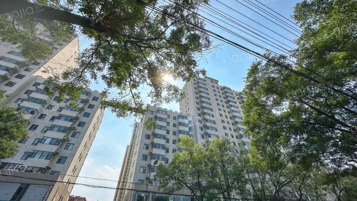 长城公寓外景图