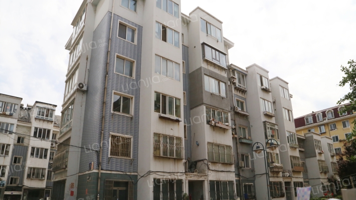 景润二期外景图