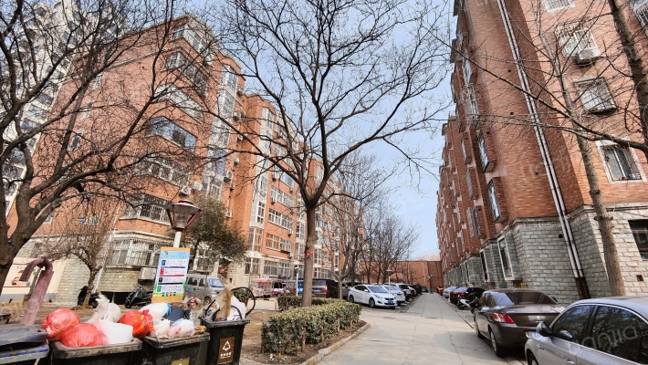 鹏远公寓外景图