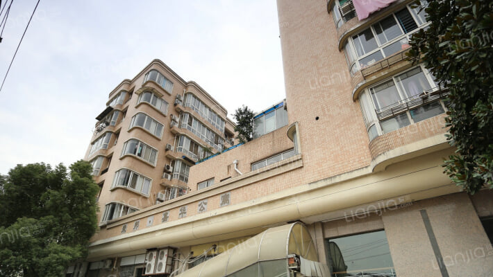 嘉华公寓外景图