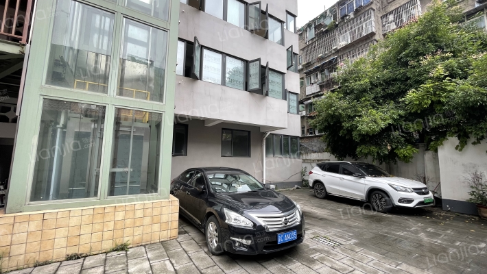 东二道街54号外景图