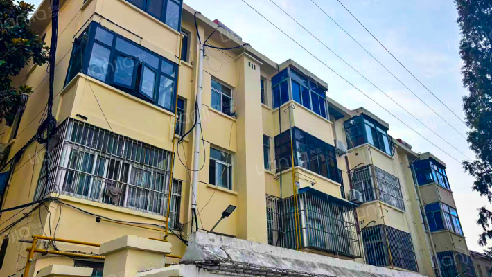 淮航路航道处宿舍外景图