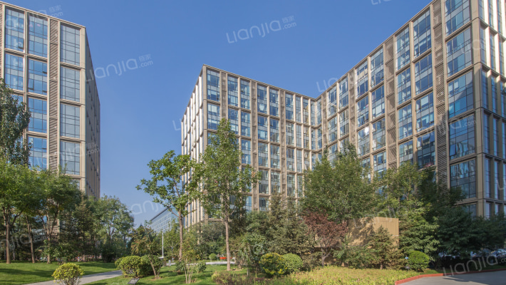 旭辉空港中心外景图