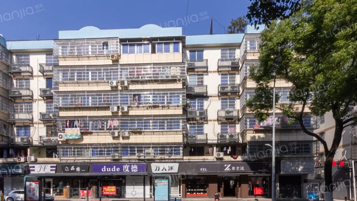 越州商厦外景图