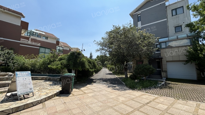 水映杉墅外景图