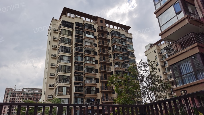 明月心江外景图