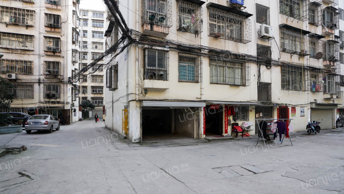 东塔小区外景图