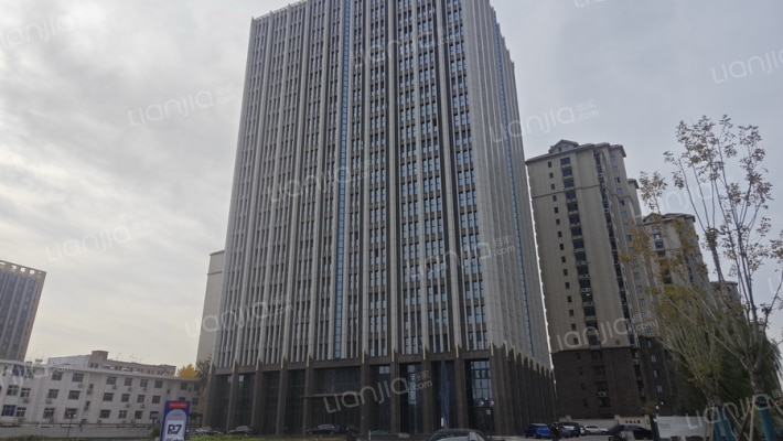 半岛名邸大厦外景图