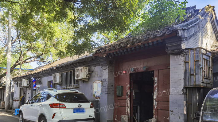 前公用胡同外景图