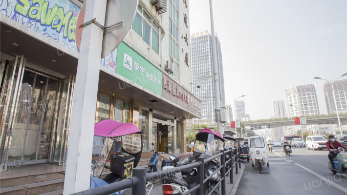 鸿达大厦外景图