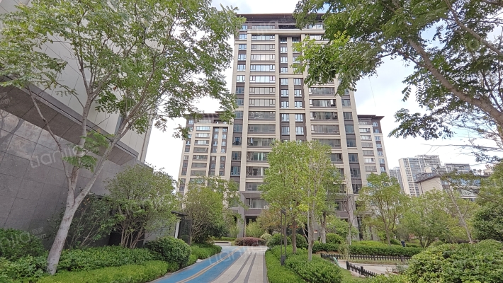 华侨城天鹅堡天樾外景图