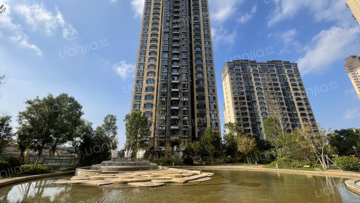 万浩繁花郡外景图