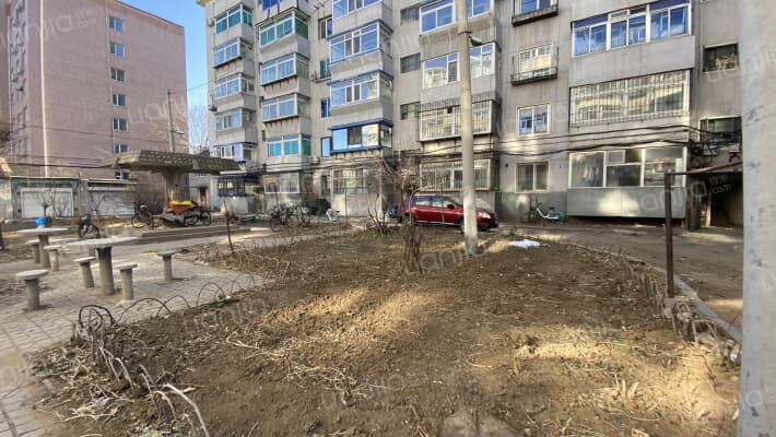 陵园二小区外景图