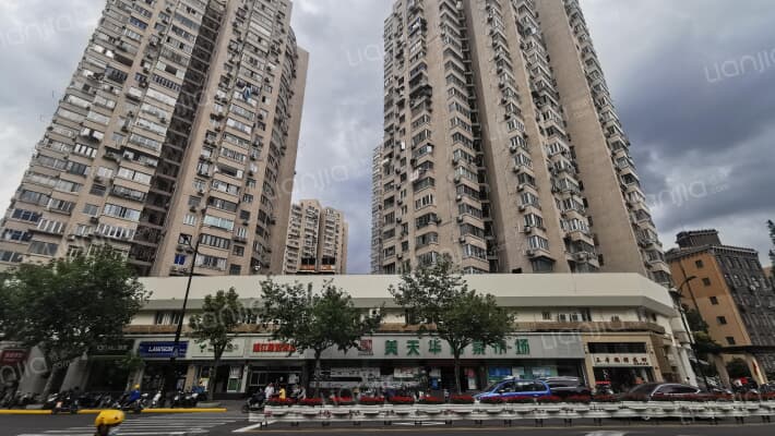 华山花苑外景图