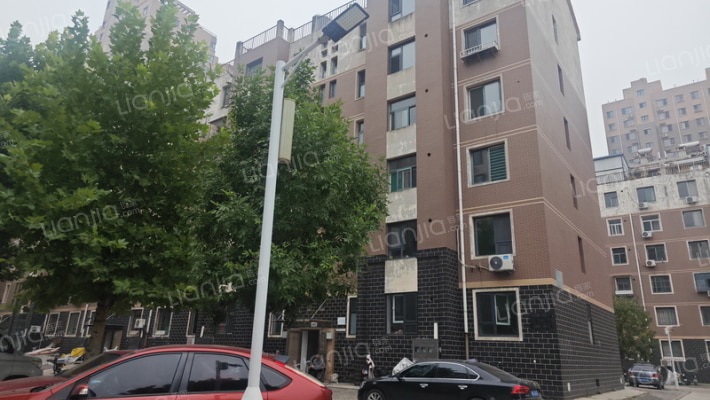 小岗上新村外景图