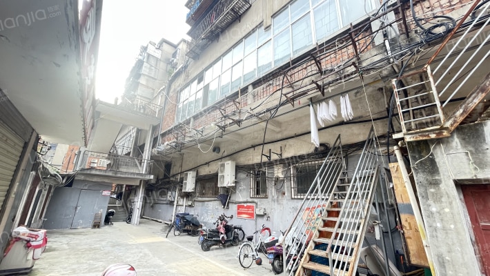 西街45号外景图