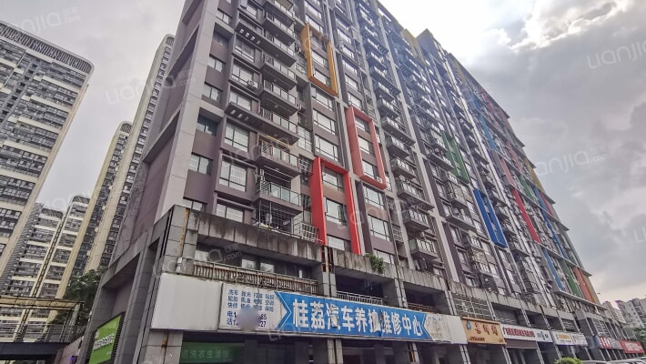 嘉华绿洲外景图