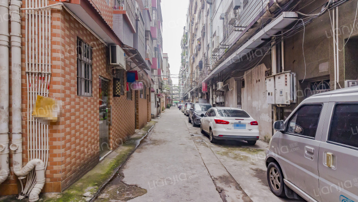 东康大厦外景图