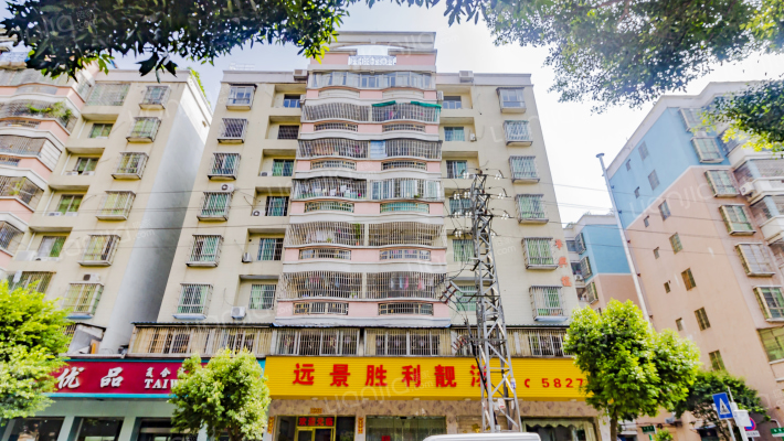 华兴小区外景图