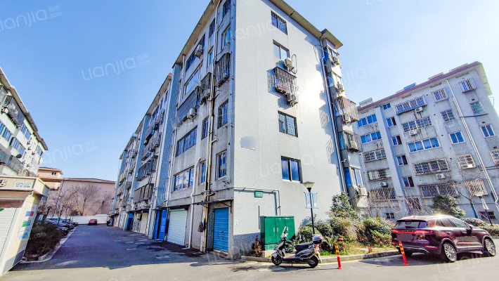 灵建小区外景图