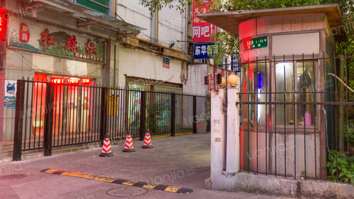 书香公寓外景图