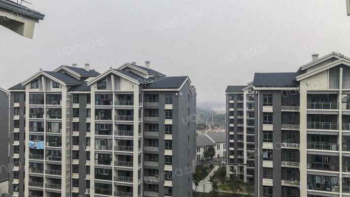 梁台煦府外景图