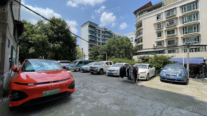 水厂宿舍外景图